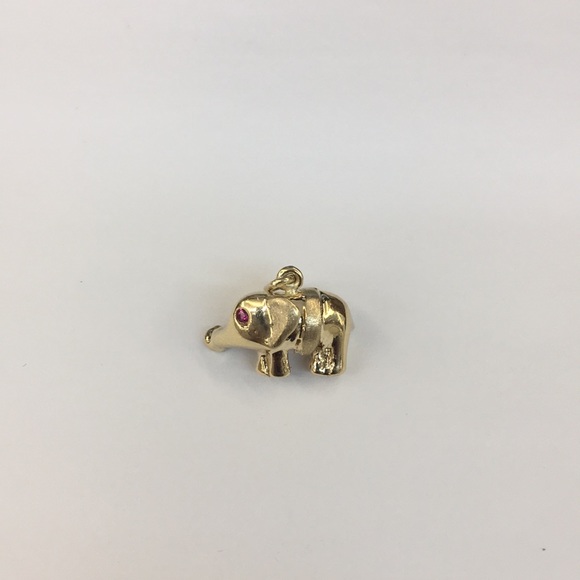 Beautiful 14k Yellow Gold Elephant 🐘 Charm - Picture 4 of 5